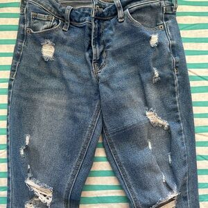 Old Navy Women’s Size 2 mid rise rockstar super skinny distressed w/ raw hem